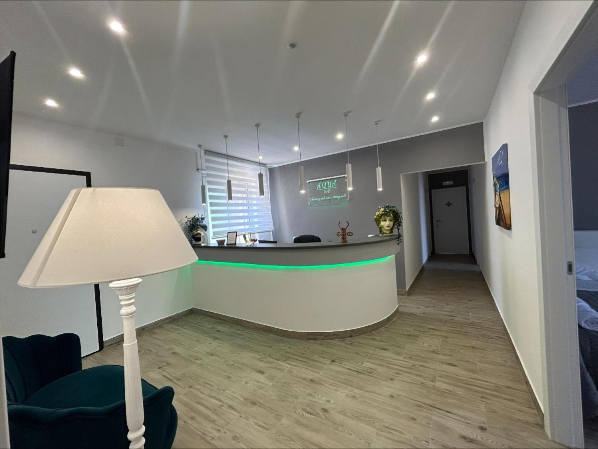 Aqua B&B - Rooms And Apartments Милацо Екстериор снимка