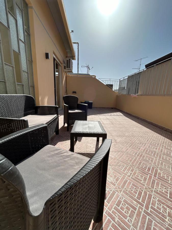 Aqua B&B - Rooms And Apartments Милацо Екстериор снимка