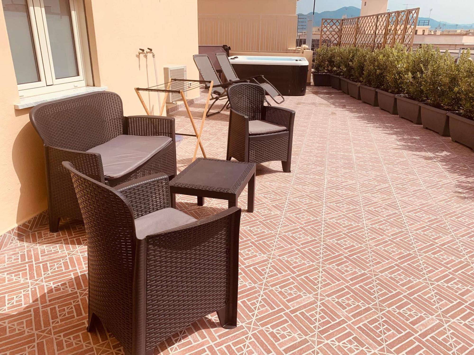 Aqua B&B - Rooms And Apartments Милацо Екстериор снимка